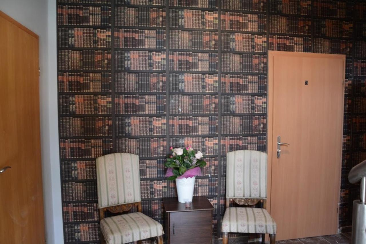 Hostel Ksiezycowy Inowrocław Buitenkant foto